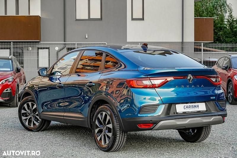 Second-hand Renault Arkana Techno 145 CP (106 kW) 2021 Culoarealbastru SUV