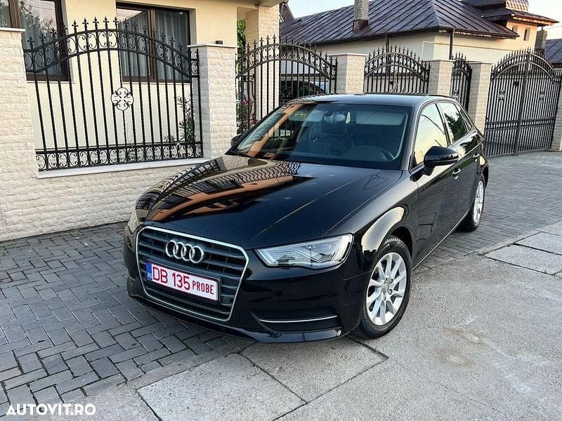 Culoarenegru Utilizat 2015 Audi A3 Sportback Attraction Hatchback | 10.790 EUR (Super Preț) - Imagine 1/4