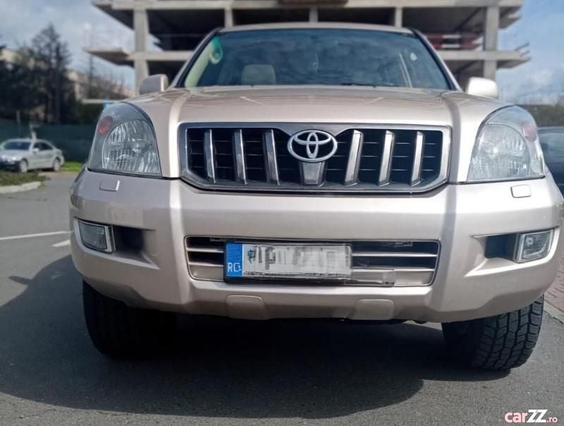 Auriu Utilizat 2007 Toyota Land Cruiser SUV | 12.700 EUR (Preț bun) - Imagine 1/4