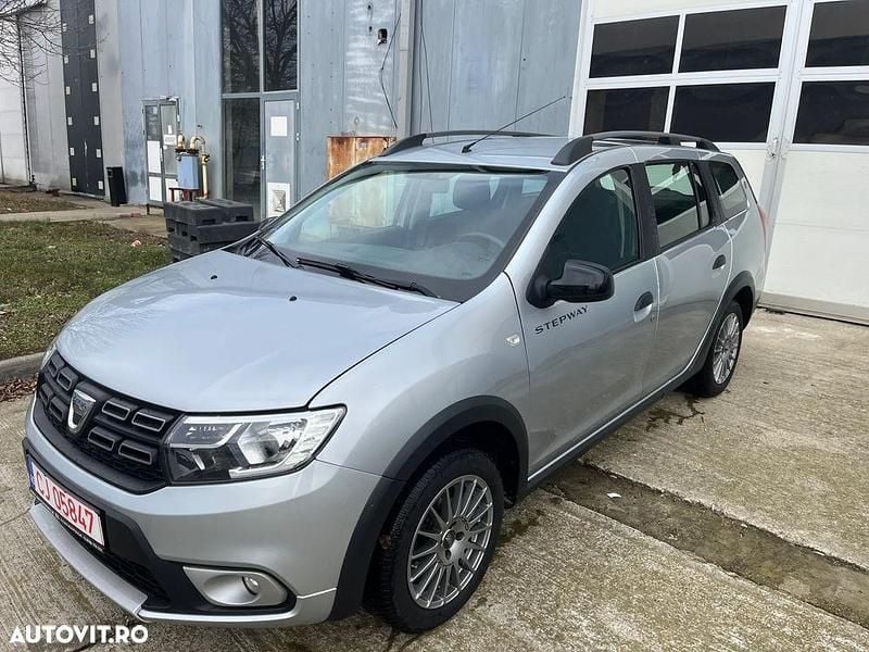 Culoareargint Utilizat 2020 Dacia Logan Essentiel Break | 9.900 EUR (Preț OK) - Imagine 1/4