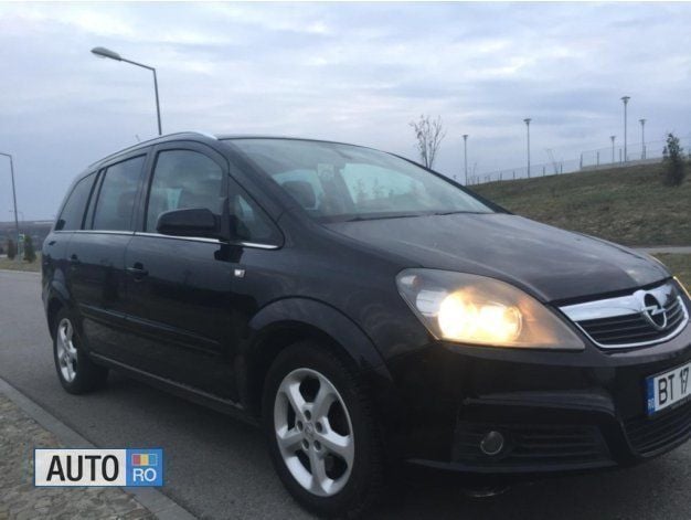 Second-hand Opel Zafira 150 CP (110 kW) 2008 Negru Monovolum