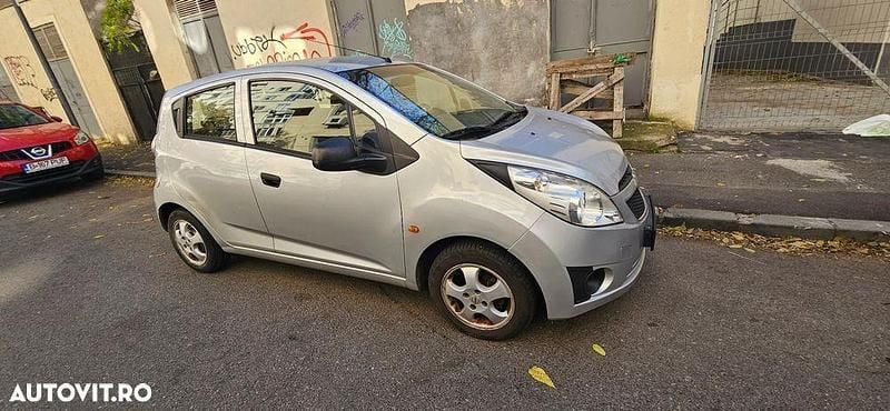 Second-hand Chevrolet Spark 68 CP (50 kW) 2010 Culoaregri Hatchback