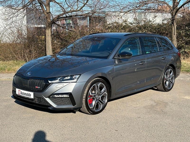 Utilizat 2023 Skoda Octavia RS Break | 44.654 EUR - Imagine 1/1