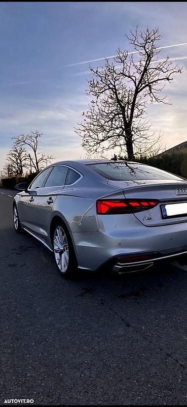 Second-hand Audi A5 Advanced 150 CP (110 kW) 2021 Culoaregri Berlinǎ