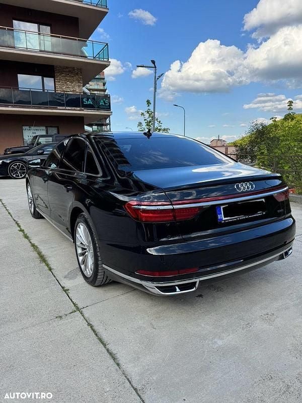 Second-hand Audi A8 Premium 340 CP (250 kW) 2018 Culoarenegru Berlinǎ