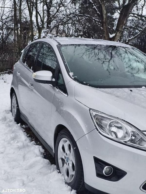 Second-hand Ford C-MAX Titanium 95 CP (69 kW) 2012 Culoareargint Monovolum