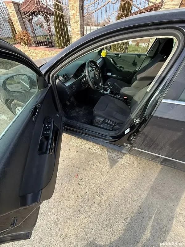 Second-hand VW Passat 105 CP (77 kW) 2010 Berlinǎ