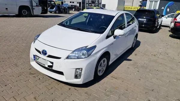 Alb Utilizat 2011 Toyota Prius Hatchback | 5.900 EUR - Imagine 1/4