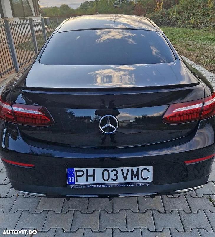Second-hand Mercedes E200 197 CP (144 kW) 2023 Culoarenegru Coupe