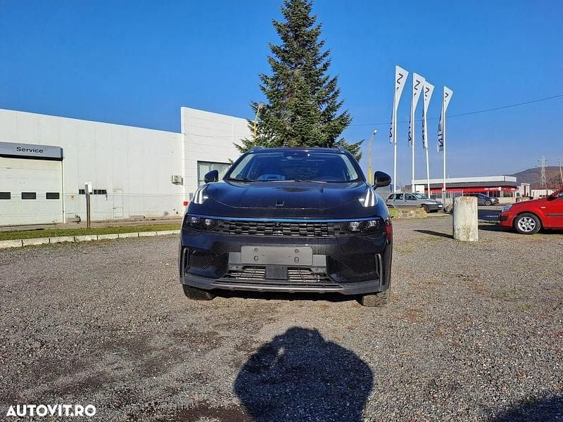 Culoarenegru Utilizat 2022 Lynk & Co 01 SUV | 19.500 EUR - Imagine 1/4