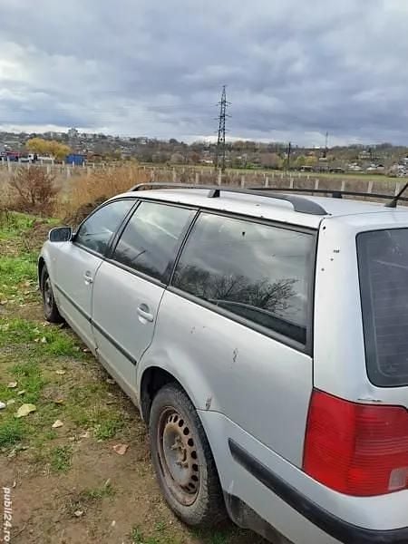 Gri Utilizat 2000 VW Passat Break | 650 EUR - Imagine 1/4