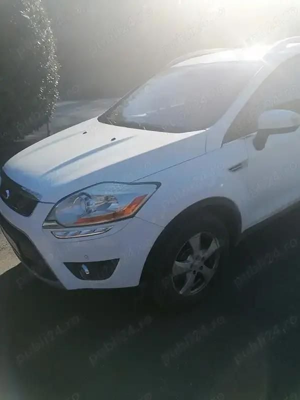 Utilizat 2012 Ford Kuga SUV | 4.700 EUR (Super Preț) - Imagine 1/4