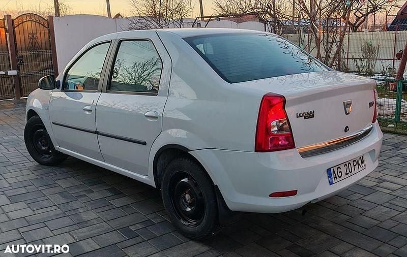 Second-hand Dacia Logan 75 CP (55 kW) 2009 Culoarealb Berlinǎ