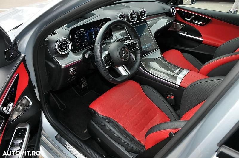 Second-hand Mercedes C300 AMG line 258 CP (189 kW) 2021 Culoaregri Berlinǎ