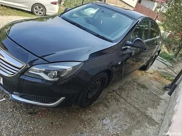 Utilizat 2014 Vauxhall Insignia Hatchback | 1.800 EUR - Imagine 1/4