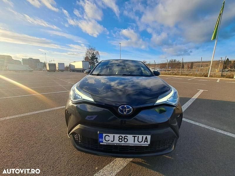 Second-hand Toyota C-HR Lounge 184 CP (135 kW) 2020 Culoarenegru SUV