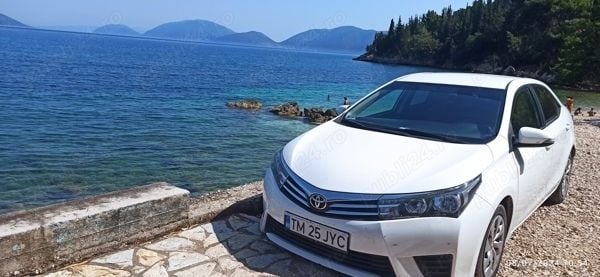 Alb Utilizat 2016 Toyota Corolla Berlinǎ | 6.999 EUR - Imagine 1/4