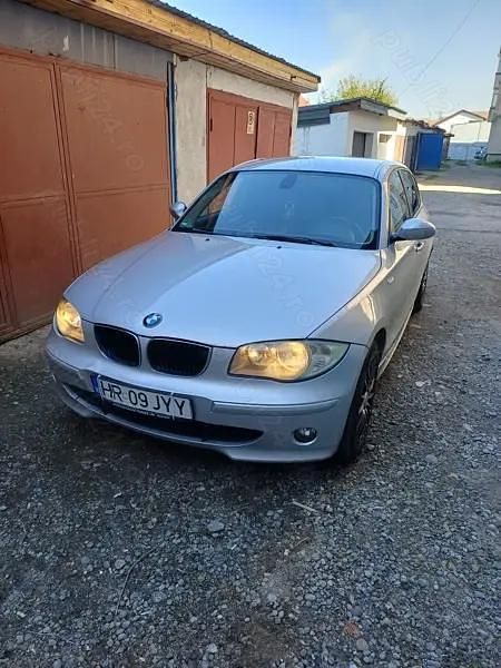 Gri Utilizat 2006 BMW 120 Hatchback | 2.700 EUR (Preț OK) - Imagine 1/4