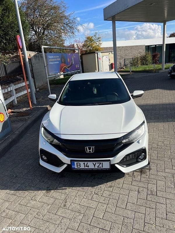 Second-hand Honda Civic Sport 182 CP (133 kW) 2019 Culoarealb Hatchback