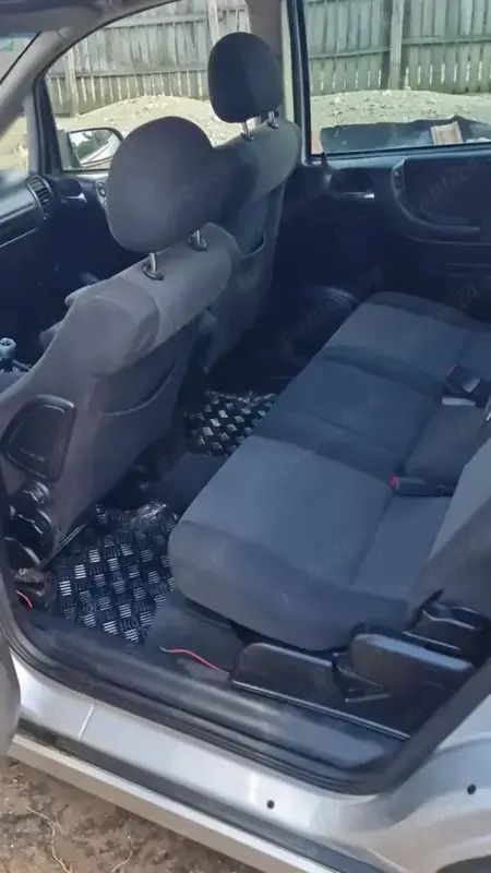 Utilizat 2003 Opel Zafira Monovolum | 1.300 EUR - Imagine 1/4