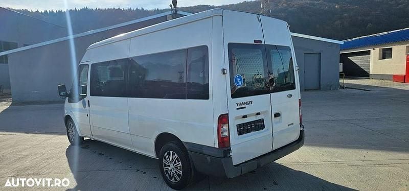 Second-hand Ford Transit 130 CP (95 kW) 2009 Culoarealb Monovolum