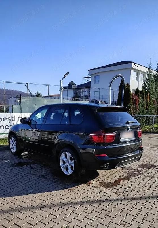 Second-hand BMW X5 306 CP (225 kW) 2012 Negru SUV