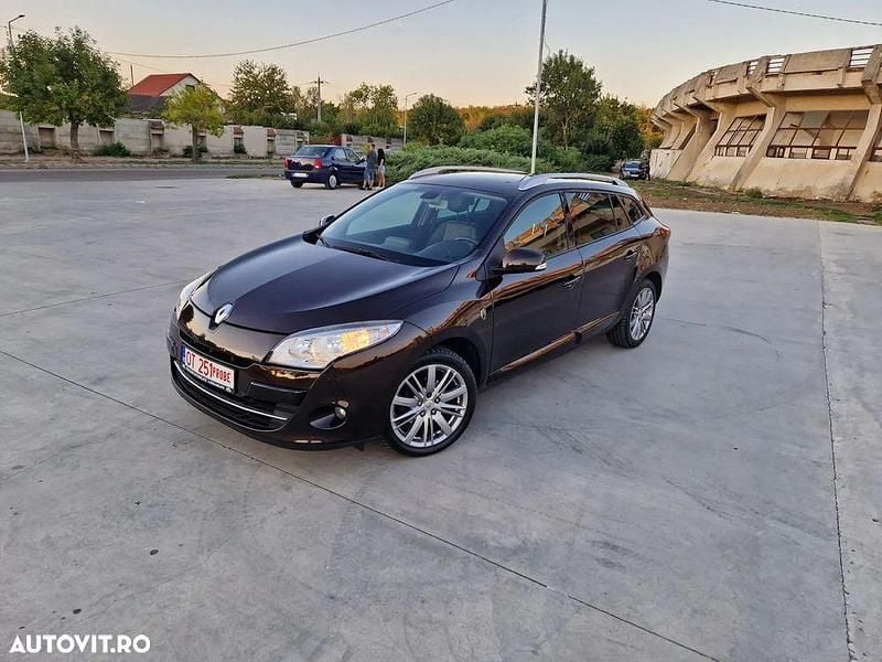 Culoaremaro Utilizat 2011 Renault Mégane GrandTour Break | 4.490 EUR (Preț OK) - Imagine 1/4