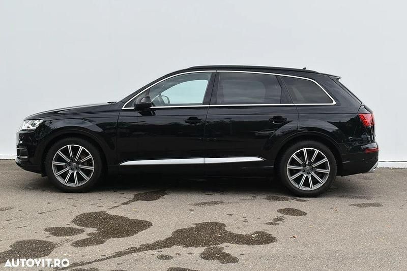 Second-hand Audi Q7 Sport 272 CP (200 kW) 2017 Culoarenegru SUV