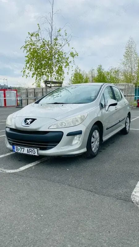 Auriu Utilizat 2008 Peugeot 308 Hatchback | 2.990 EUR (Preț OK) - Imagine 1/4