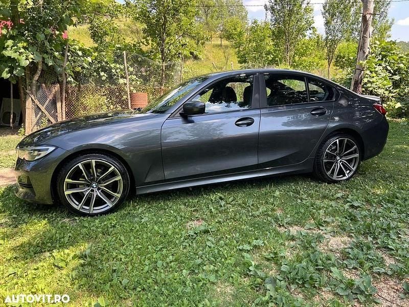 Culoaregri Utilizat 2019 BMW 318 Comfort Edition Berlinǎ | 23.500 EUR - Imagine 1/4
