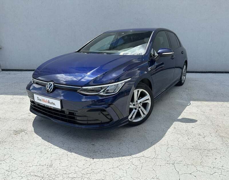 Albastru inchis metalic perleffect Utilizat 2022 VW Golf VIII R-line | 24.600 EUR (Preț OK) - Imagine 1/4