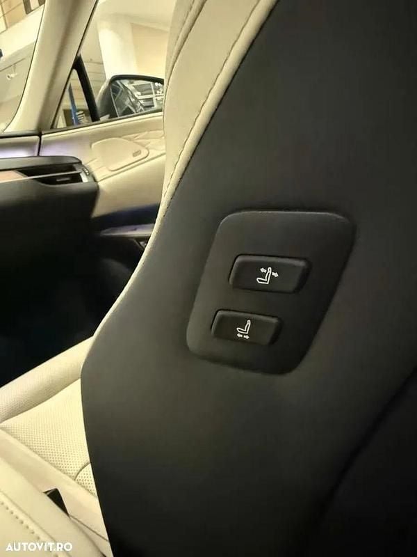 Nouă Lexus RX450h+ Luxury Line 309 CP (227 kW) 2025 Culoaregri SUV