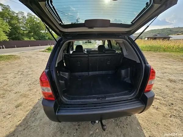 Second-hand Hyundai Tucson 140 CP (102 kW) 2008 Negru SUV