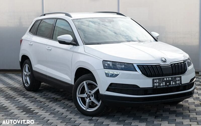 Alb Utilizat 2018 Skoda Karoq Ambition SUV | 15.250 EUR (Preț bun) - Imagine 1/4