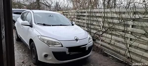 Utilizat 2010 Renault Mégane III Hatchback | 2.700 EUR (Preț OK) - Imagine 1/4