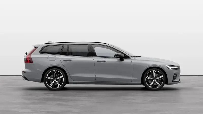 ["vapour grey"] Nouă 2024 Volvo V60 Break | 54.626 EUR - Imagine 1/4