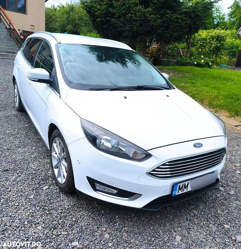 Alb Utilizat 2017 Ford Focus Titanium Break | 7.100 EUR (Preț OK) - Imagine 1/4