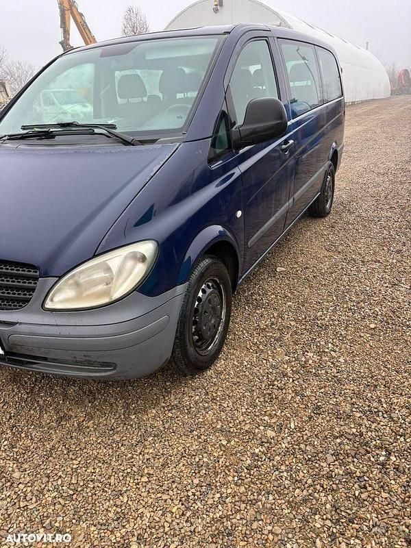 Second-hand Mercedes Vito 112 CP (82 kW) 2006 Culoarealbastru Van
