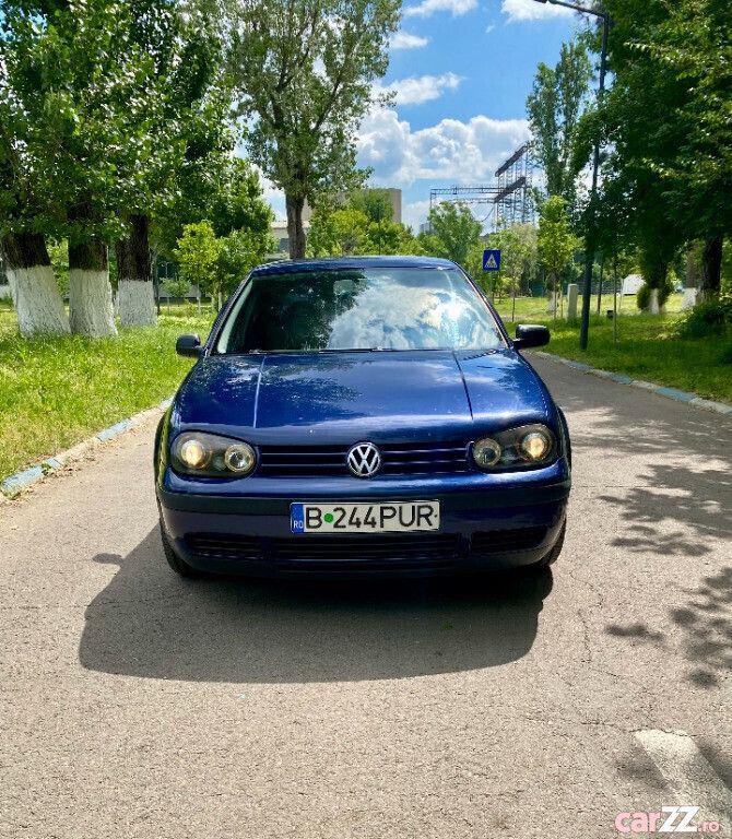 Albastru Utilizat 2003 VW Golf IV Hatchback | 2.300 EUR (Preț OK) - Imagine 1/4