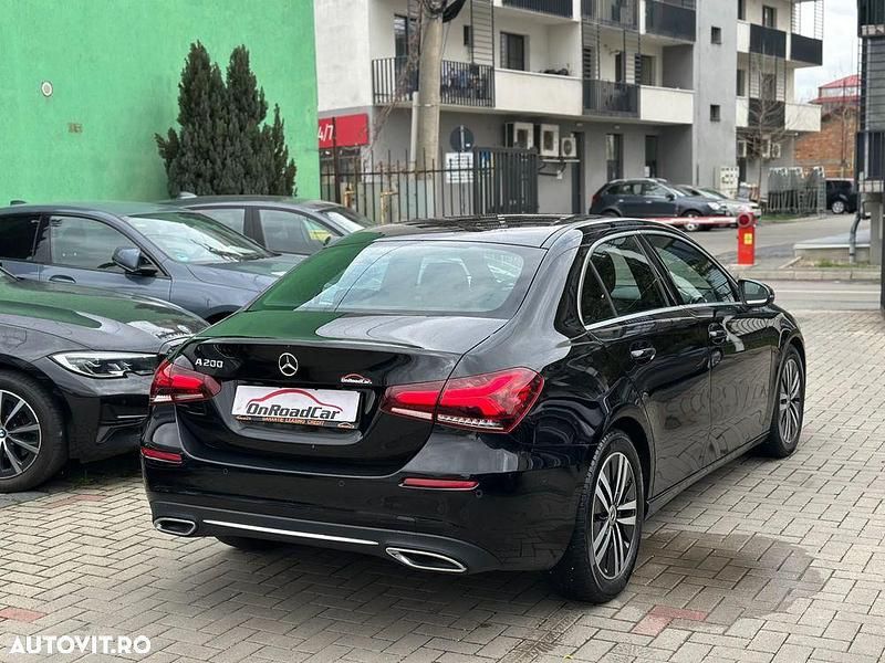 Second-hand Mercedes A200 Progressive 163 CP (119 kW) 2021 Culoarenegru Berlinǎ