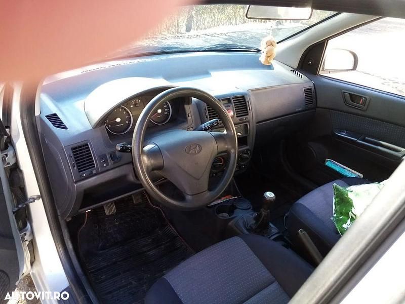 Second-hand Hyundai Getz Comfort 67 CP (49 kW) 2008 Culoaregri Hatchback