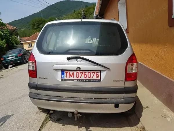 Utilizat 2007 Opel Zafira Monovolum | 500 EUR (Super Preț) - Imagine 1/4
