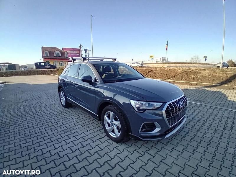 Gri Utilizat 2020 Audi Q3 SUV | 21.090 EUR (Preț OK) - Imagine 1/4