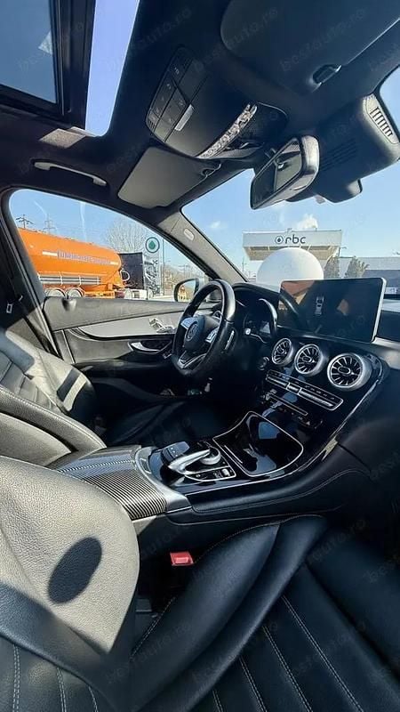 Second-hand Mercedes GLC250 205 CP (150 kW) 2017 Argintiu SUV