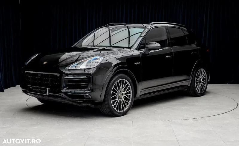 Negru Utilizat 2023 Porsche Cayenne SUV | 80.801 EUR (Preț OK) - Imagine 1/4