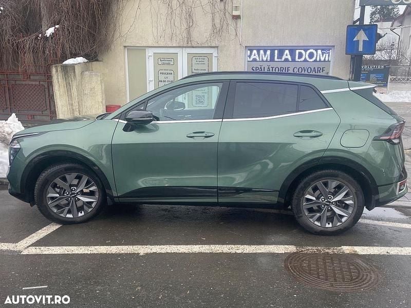 Second-hand Kia Sportage GT-Line 180 CP (132 kW) 2023 Culoareverde SUV
