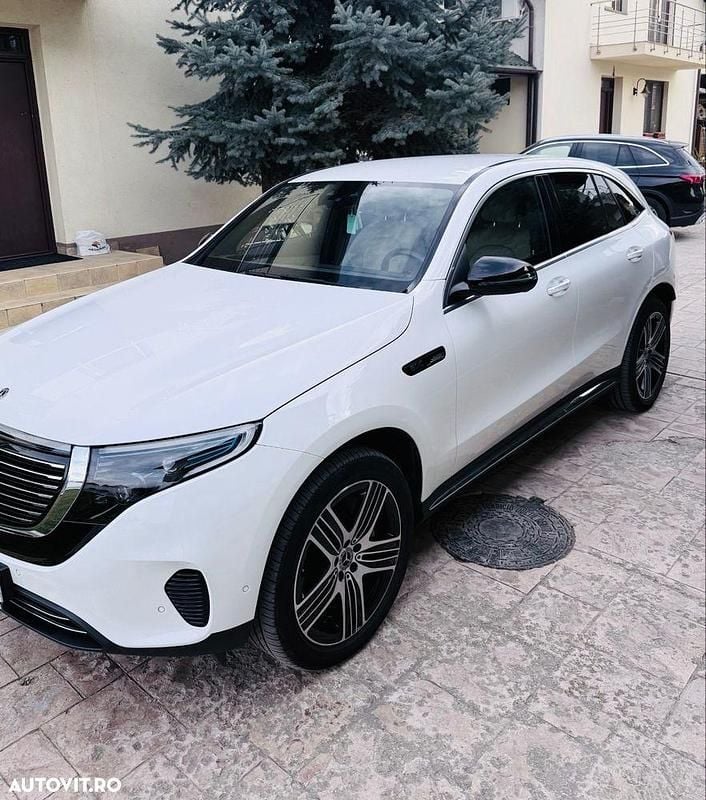 Culoarealb Utilizat 2020 Mercedes EQC400 SUV | 35.900 EUR (Super Preț) - Imagine 1/4