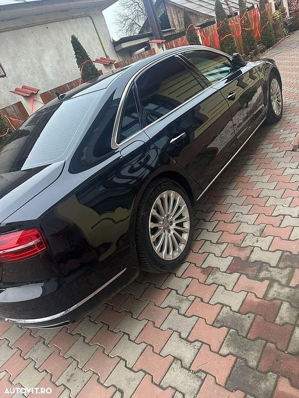 Second-hand Audi A8L 258 CP (189 kW) 2016 Culoarenegru Berlinǎ