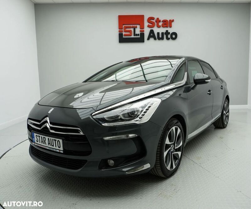 Gri Utilizat 2013 Citroën DS5 Hatchback | 12.990 EUR (Preț OK) - Imagine 1/4