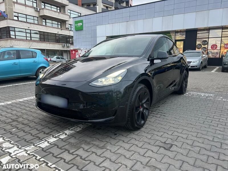 Negru Utilizat 2024 Tesla Model Y SUV | 32.800 EUR - Imagine 1/4